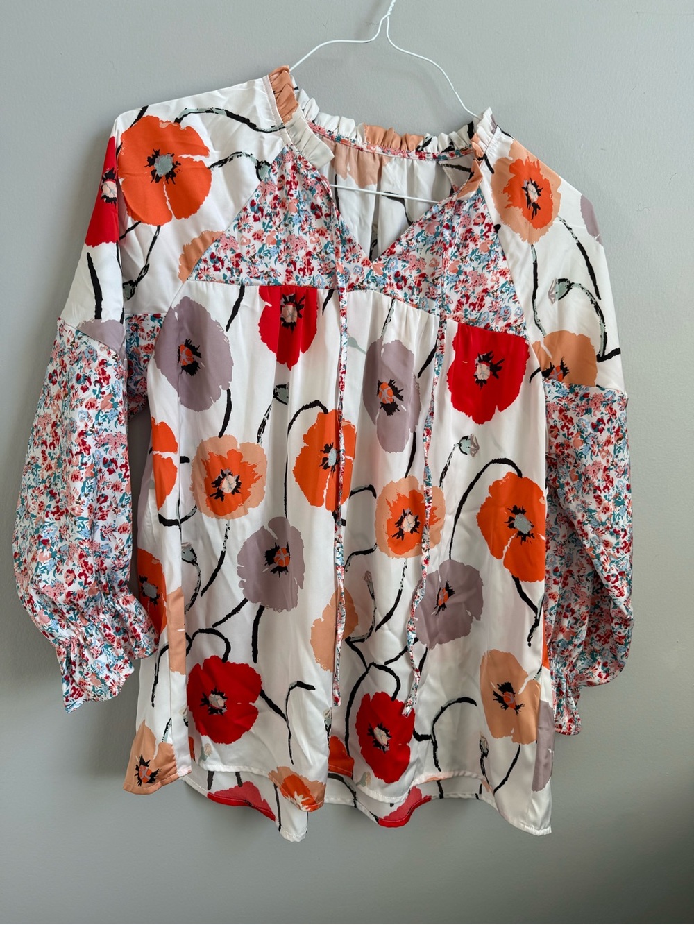 Floral Mixed-Print Balloon Sleeve Blouse - White with Orange & Red Poppy Print